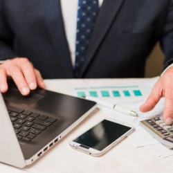 Why Are Corporations Switching to Pay Stub Generator Online?